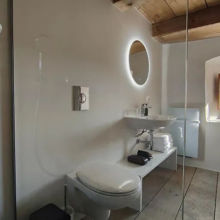 Nocleg ze śniadaniem 3 D'hotes, Besson, A En Aubrac 3*